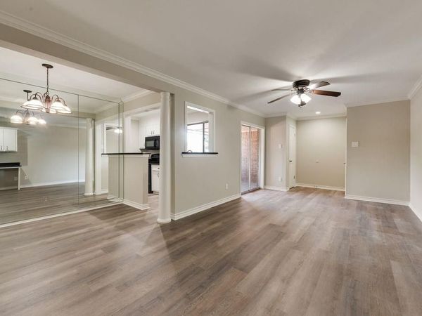 2802 Escada Drive , Unit 207, Farmers Branch, TX 75234