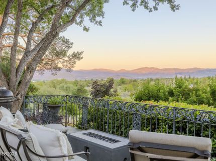 2000 Manzanita Lane, Reno, NV 89509 Photo