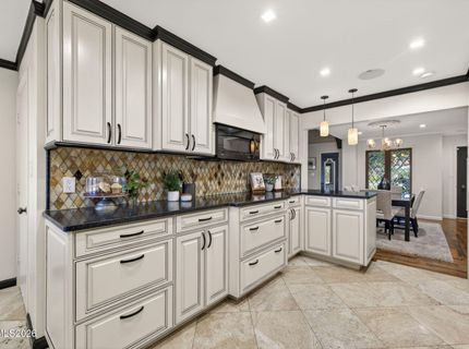 2000 Manzanita Lane, Reno, NV 89509 Photo
