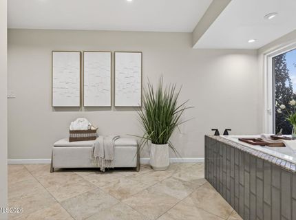 2000 Manzanita Lane, Reno, NV 89509 Photo