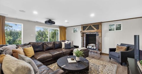 2000 Manzanita Lane, Reno, NV 89509 Photo