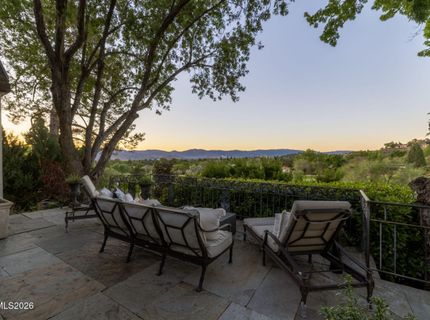 2000 Manzanita Lane, Reno, NV 89509 Photo