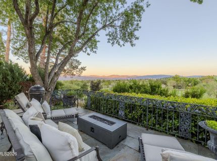 2000 Manzanita Lane, Reno, NV 89509 Photo
