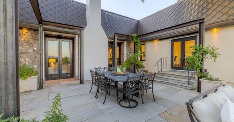 2000 Manzanita Lane, Reno, NV 89509 Photo