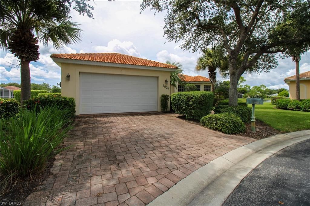 3927 Aurora Ct, Naples, FL 34116 Photo