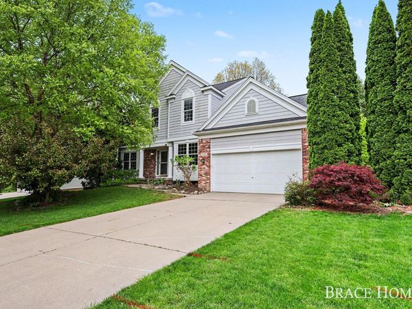 4570 Gascony Drive SE, Grand Rapids, MI 49546