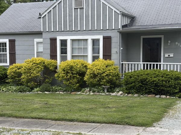918 Maplewood Avenue , Anderson, IN 46012