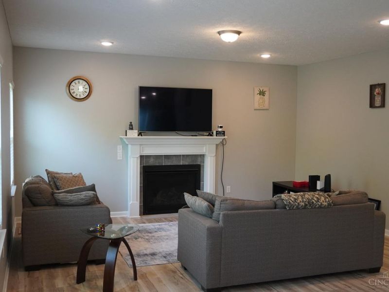 11615 Maxey Lane, Springdale, OH 45246 Photo 4