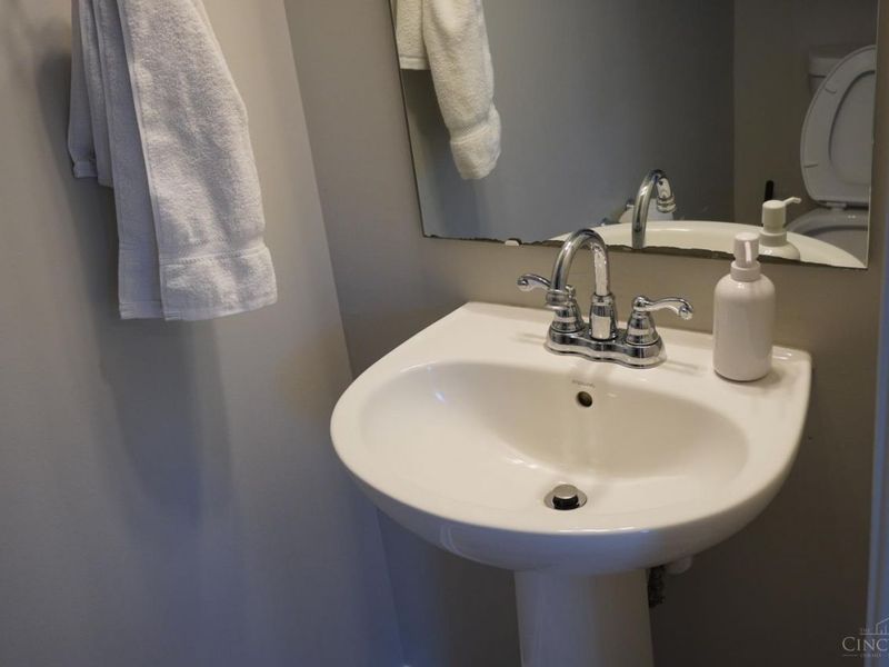11615 Maxey Lane, Springdale, OH 45246 Photo 9