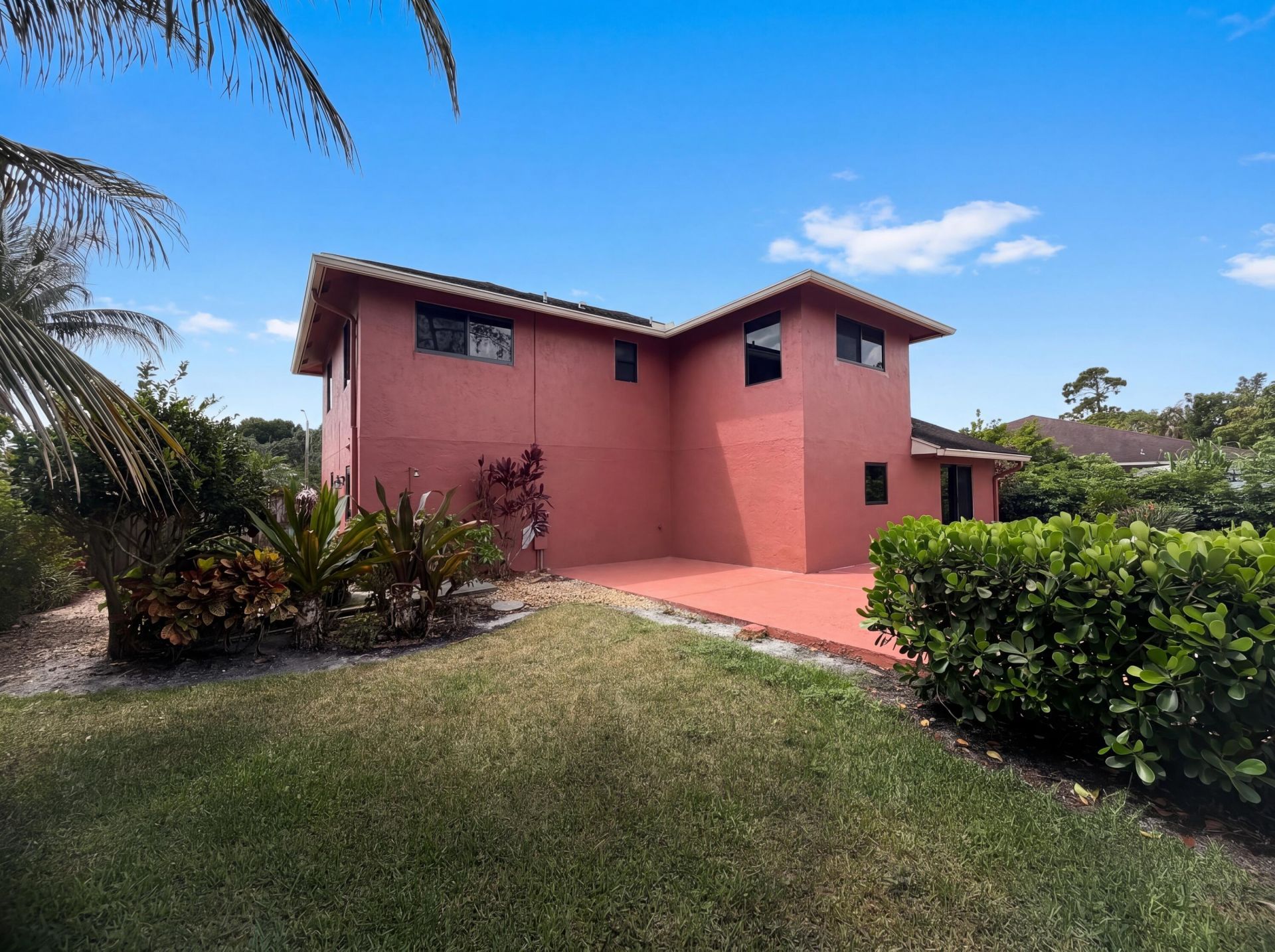 118 Waterway, Royal Palm Beach, FL 33411 Photo