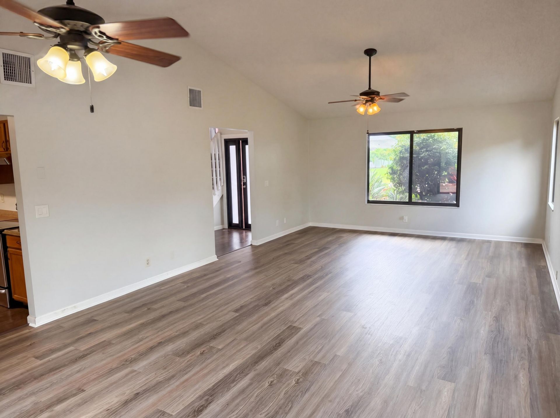 118 Waterway, Royal Palm Beach, FL 33411 Photo