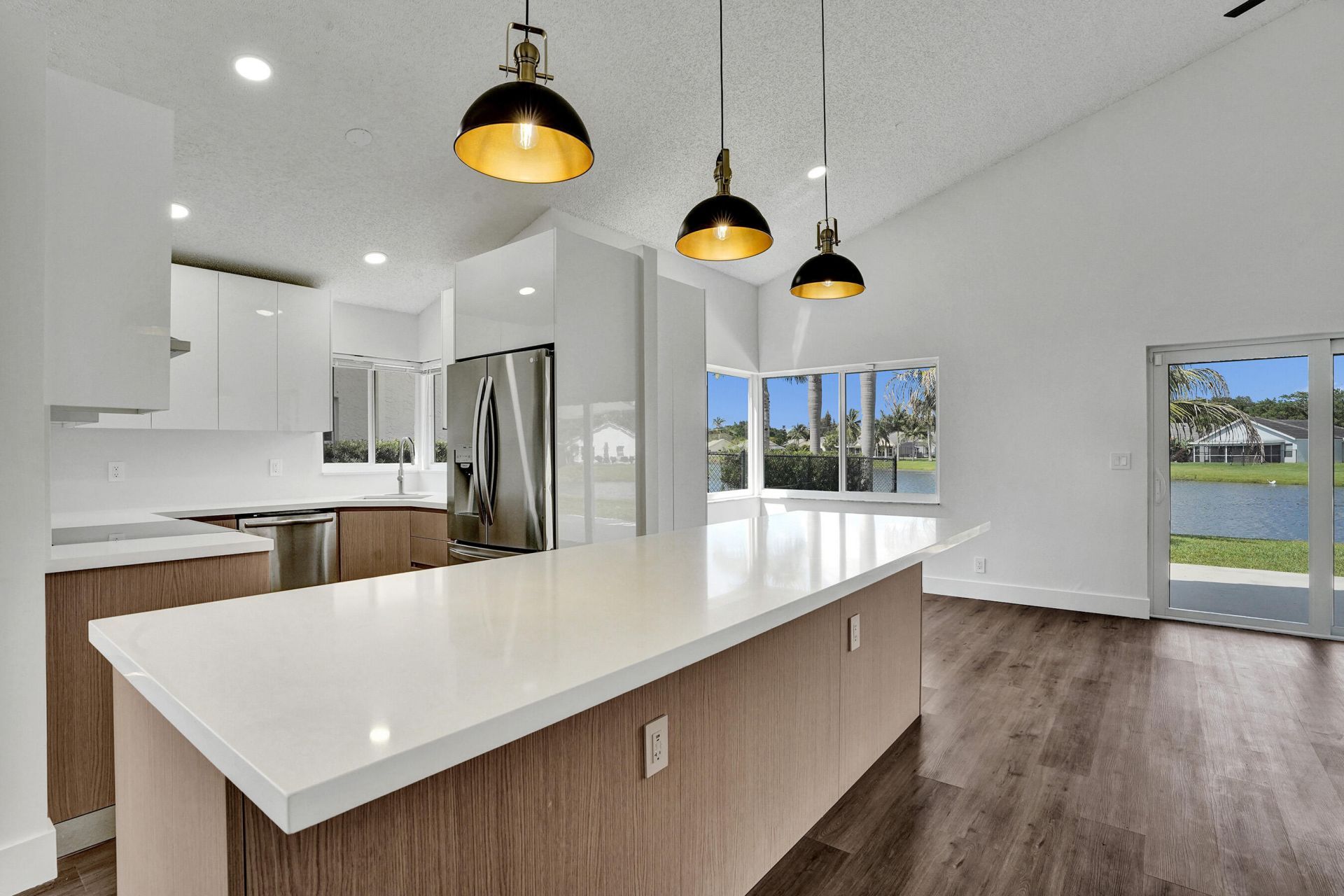 8865 Lake Park Circle S, Davie, FL 33328 Photo
