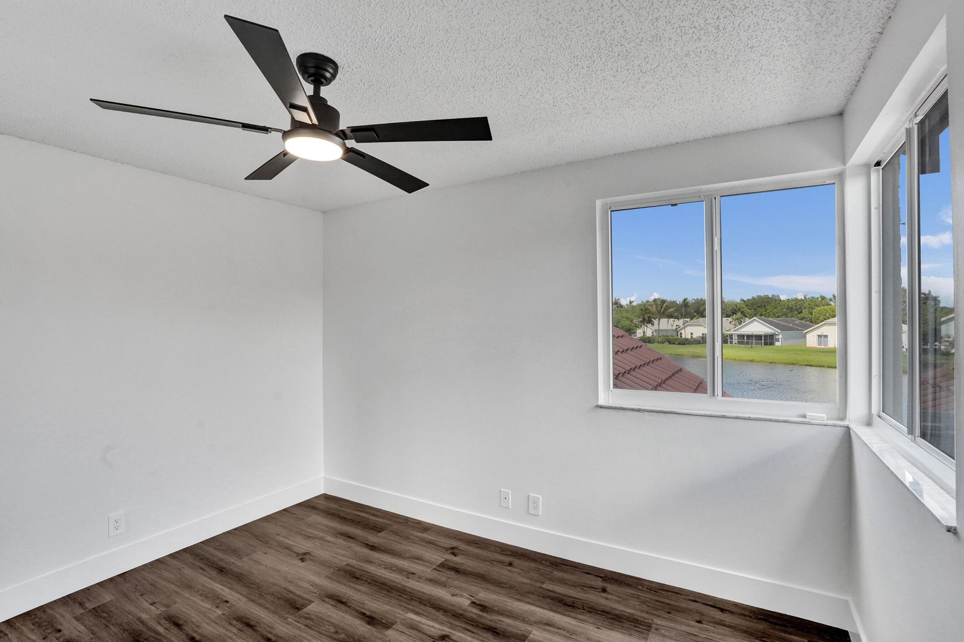 8865 Lake Park Circle S, Davie, FL 33328 Photo