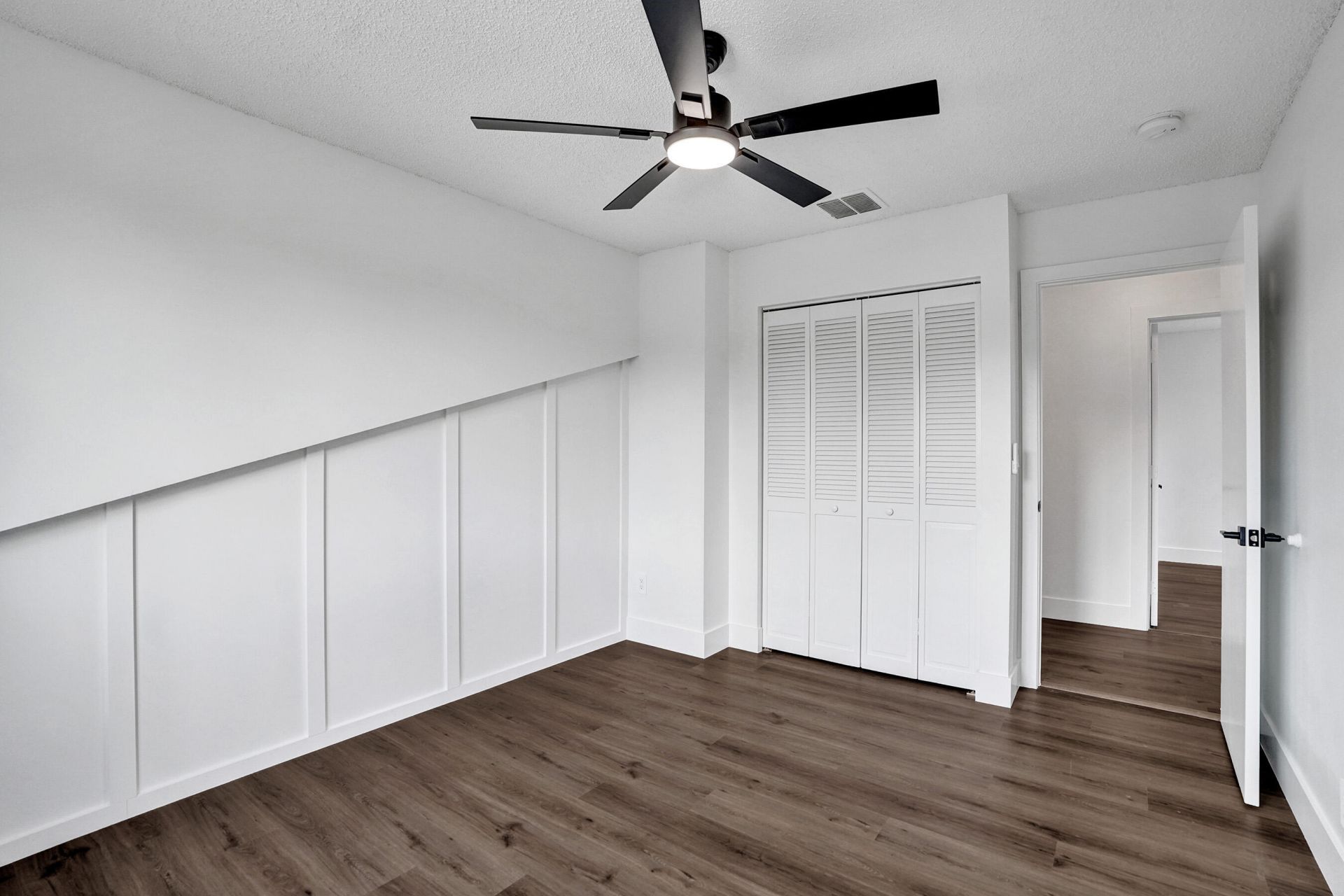 8865 Lake Park Circle S, Davie, FL 33328 Photo