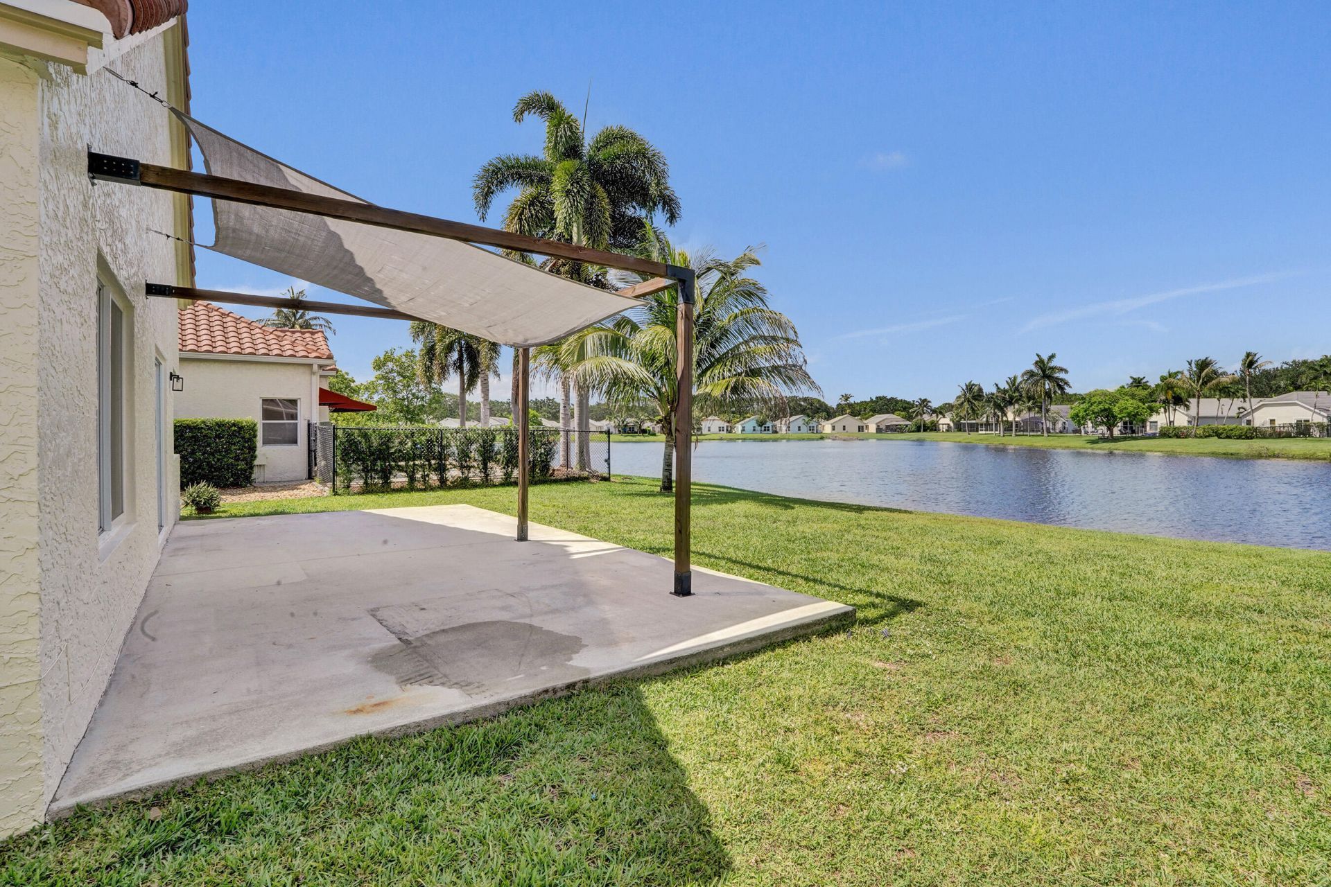 8865 Lake Park Circle S, Davie, FL 33328 Photo