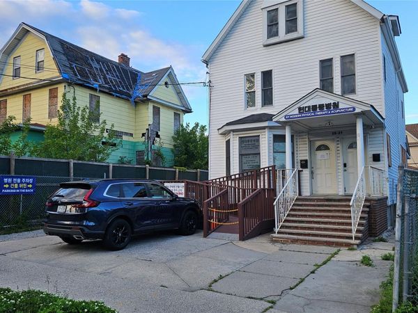 38-21 150 , Unit 1 & 2, Flushing, NY 11354
