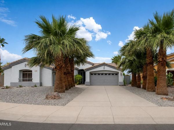 3718 S SETON Avenue, Gilbert, AZ 85297