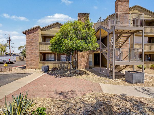200 E SOUTHERN Avenue, Unit 204, Tempe, AZ 85282
