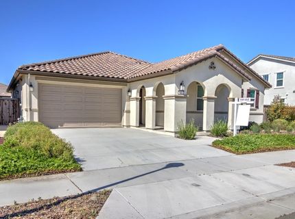 498 Central Pacific St, Lathrop, CA 95330 Photo