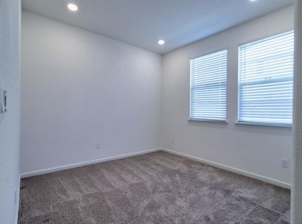 498 Central Pacific St, Lathrop, CA 95330 Photo