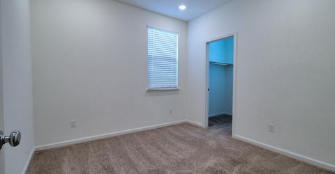 498 Central Pacific St, Lathrop, CA 95330 Photo
