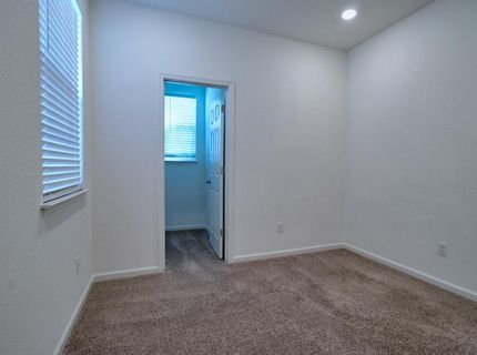 498 Central Pacific St, Lathrop, CA 95330 Photo