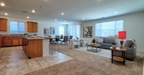 498 Central Pacific St, Lathrop, CA 95330 Photo