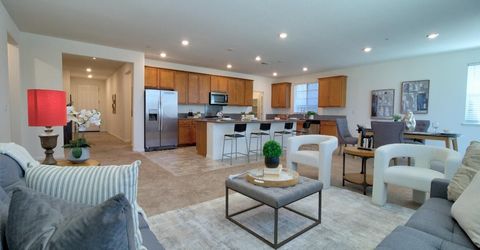 498 Central Pacific St, Lathrop, CA 95330 Photo