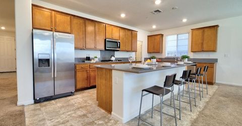 498 Central Pacific St, Lathrop, CA 95330 Photo