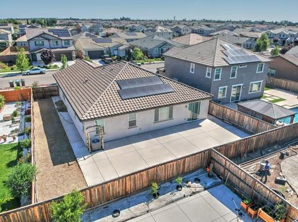 498 Central Pacific St, Lathrop, CA 95330 Photo