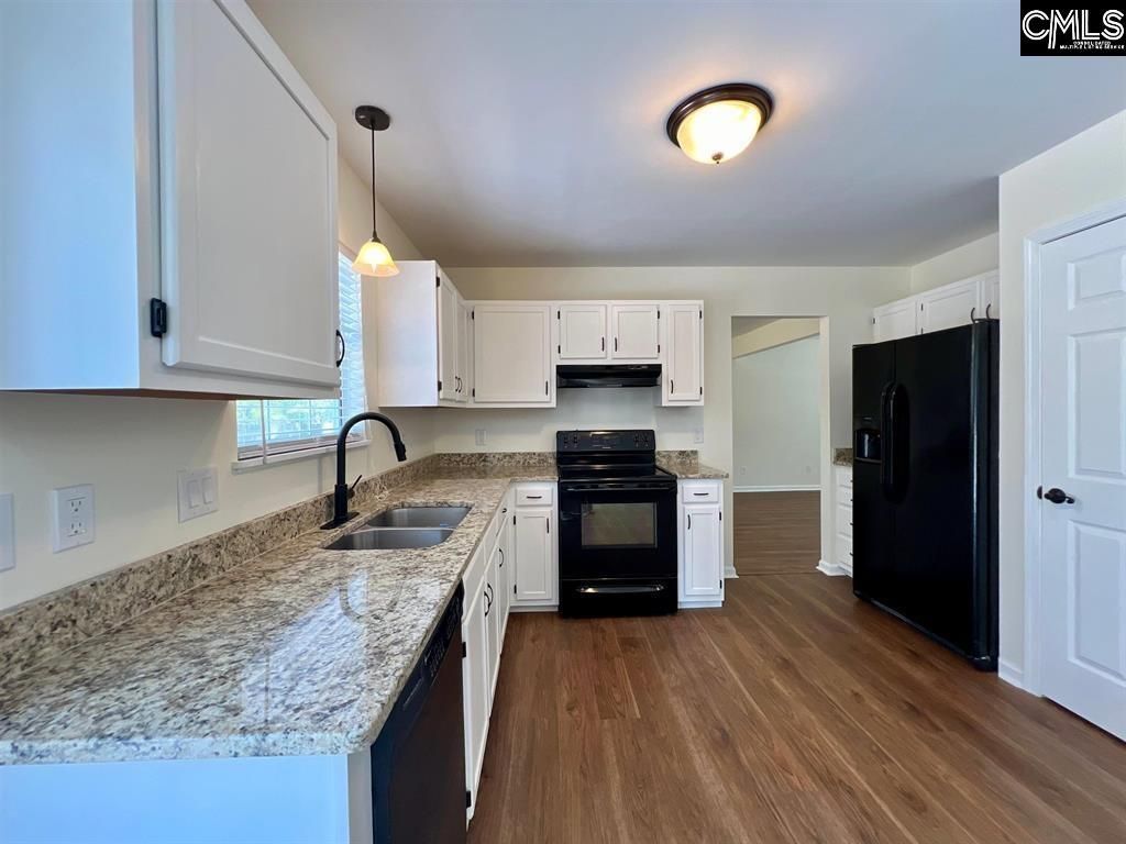 129 Bridleridge Road  Photo 6