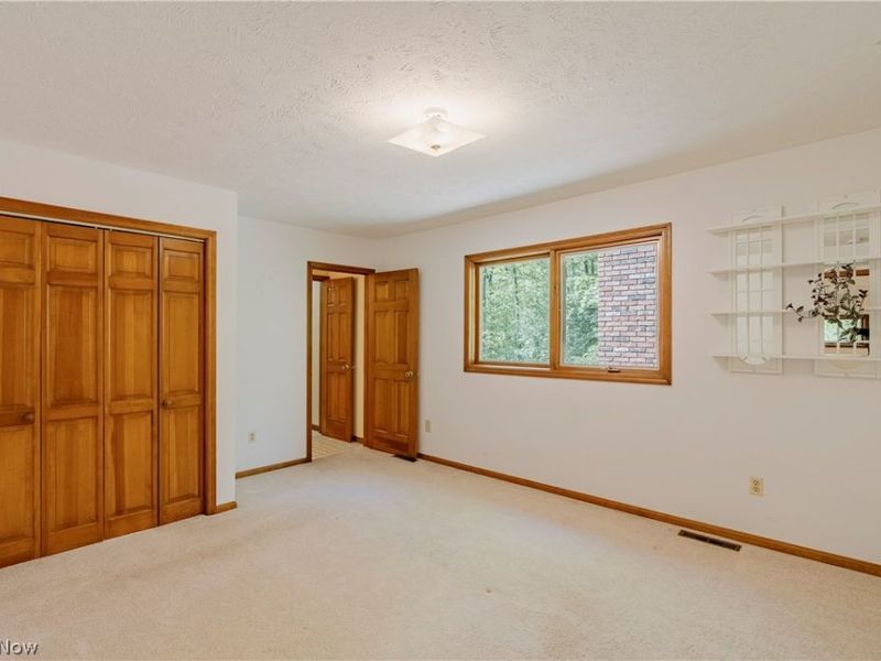 33475 Miles Road, Moreland Hills, OH 44022 Photo 31