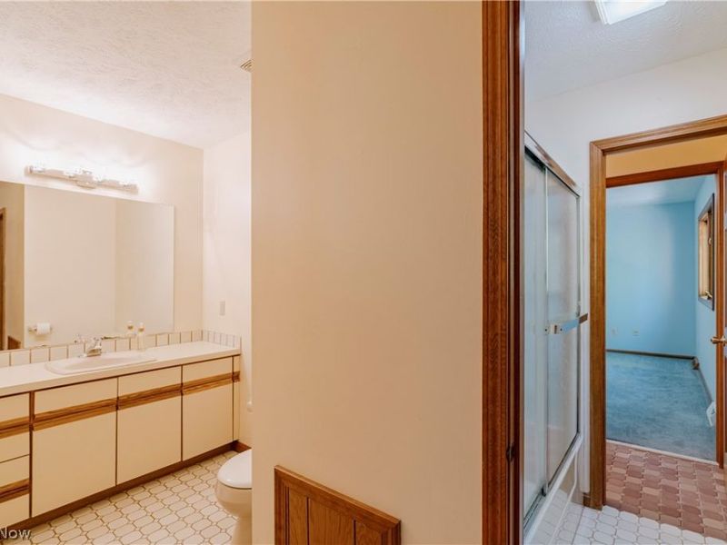 33475 Miles Road, Moreland Hills, OH 44022 Photo 33
