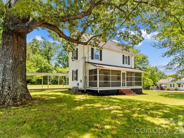 180 Center Street , Cooleemee, NC 27014