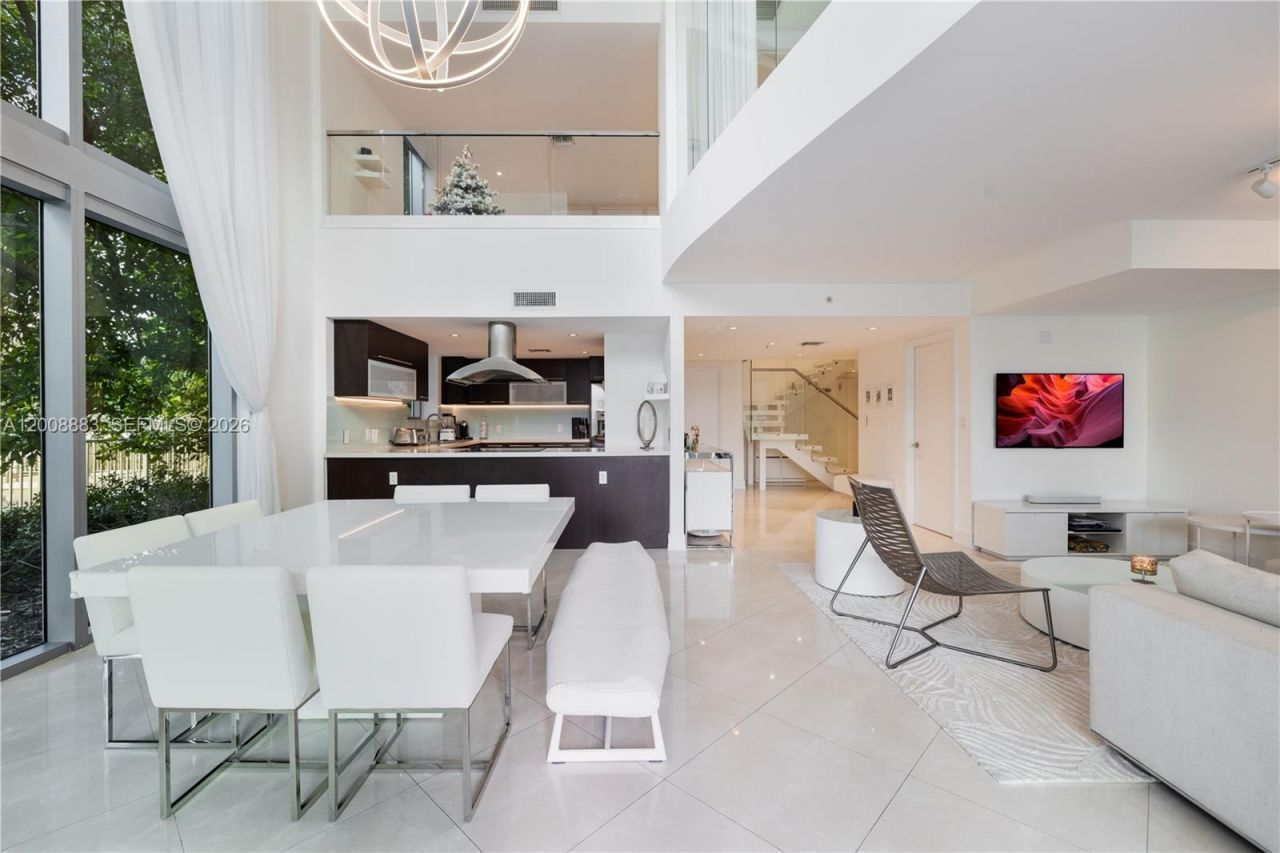 7928 East Drive , Unit 106, North Bay Village, FL 33141 Photo