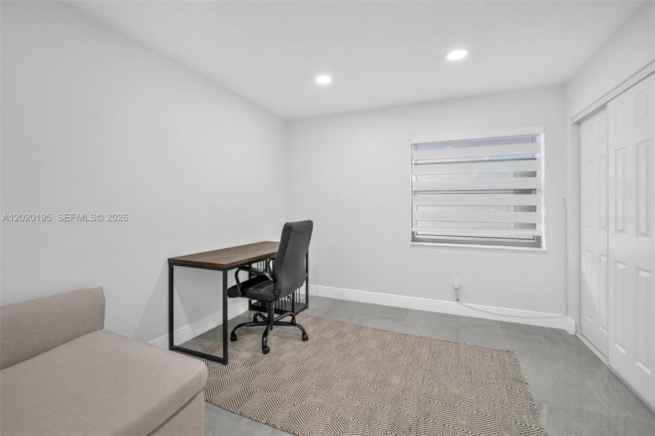 136 Greens Rd, Hollywood, FL 33021 Photo