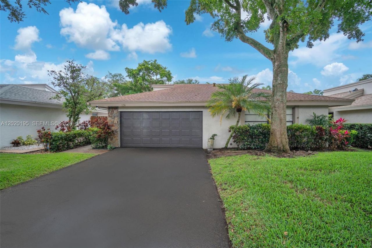 136 Greens Rd, Hollywood, FL 33021 Photo