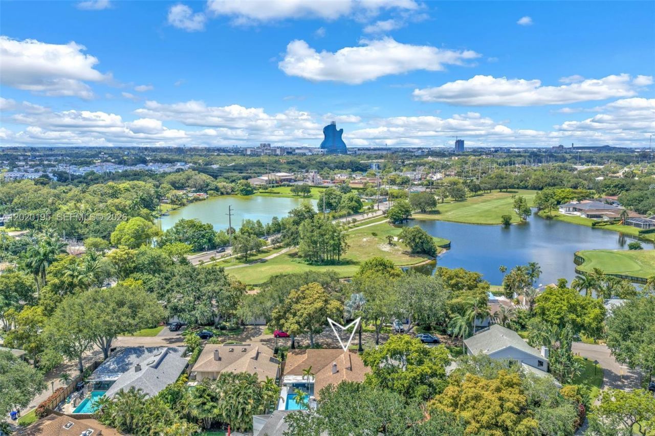 136 Greens Rd, Hollywood, FL 33021 Photo