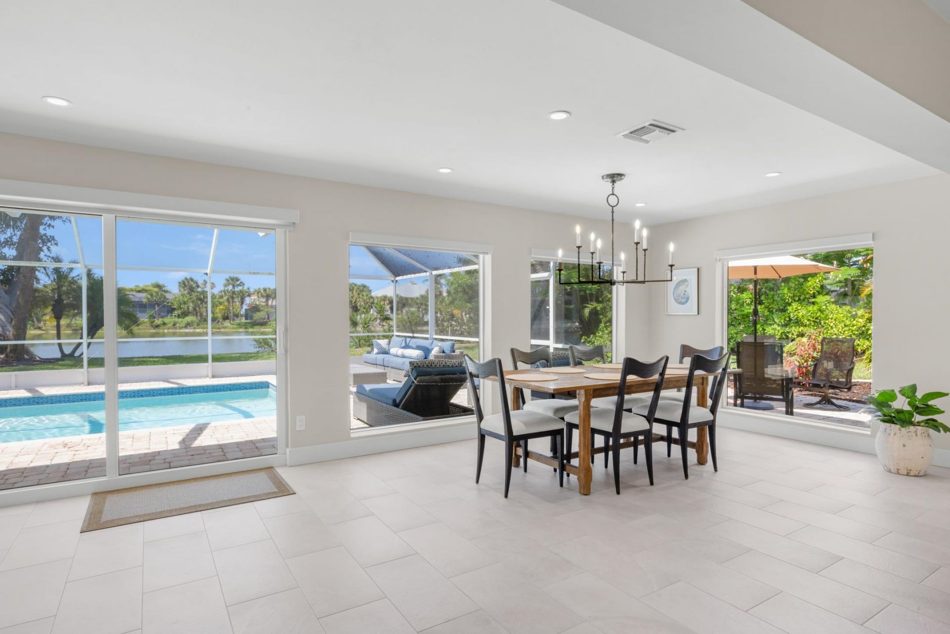 283 Palm Lake Dr, Sanibel, FL 33957 Photo