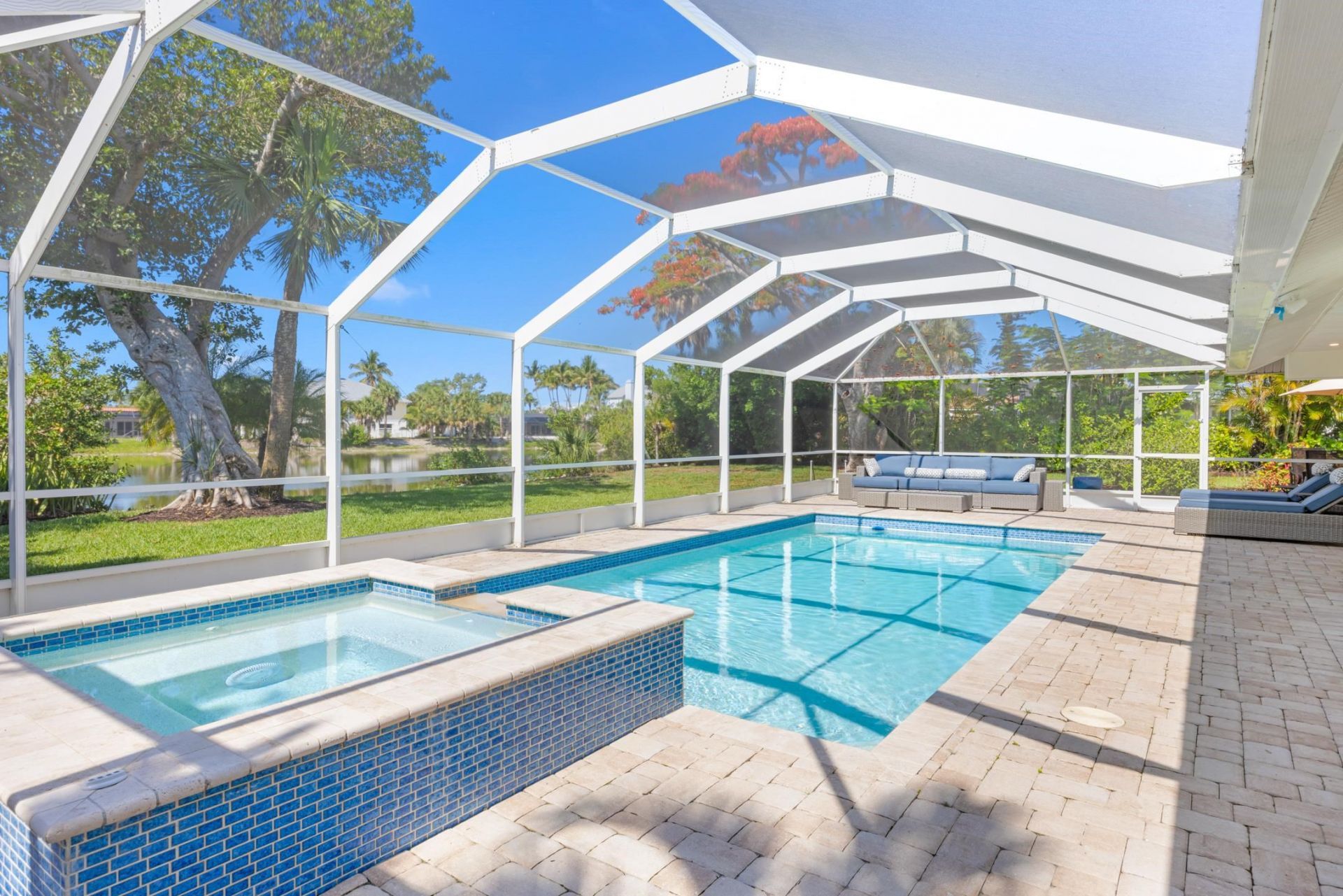 283 Palm Lake Dr, Sanibel, FL 33957 Photo