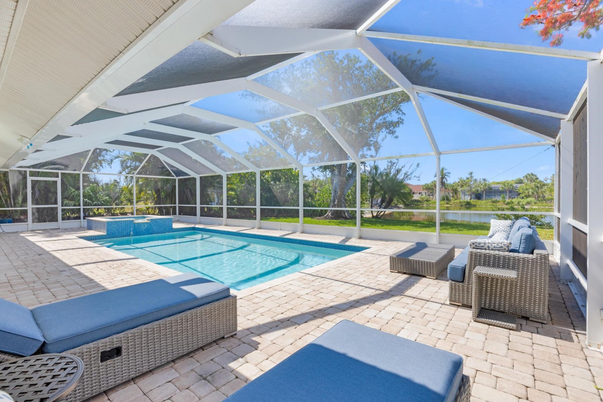 283 Palm Lake Dr, Sanibel, FL 33957 Photo