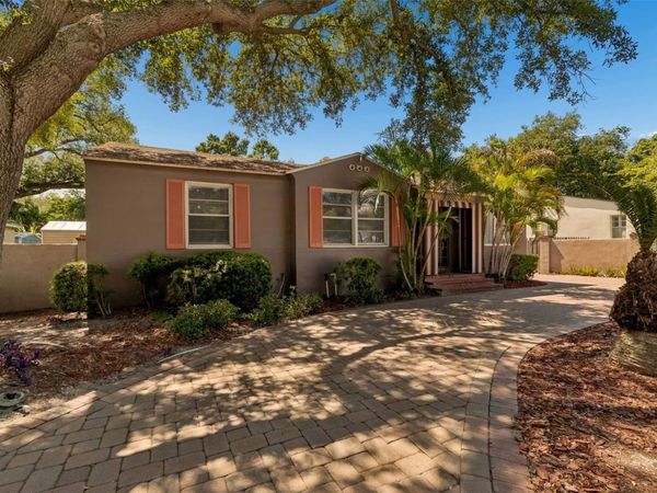 2805 S MANHATTAN AVENUE , TAMPA, FL 33629