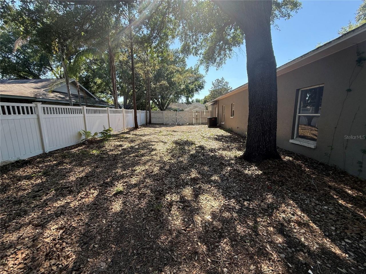 2212 Misty Ridge Lane , Valrico, FL 33594 Photo