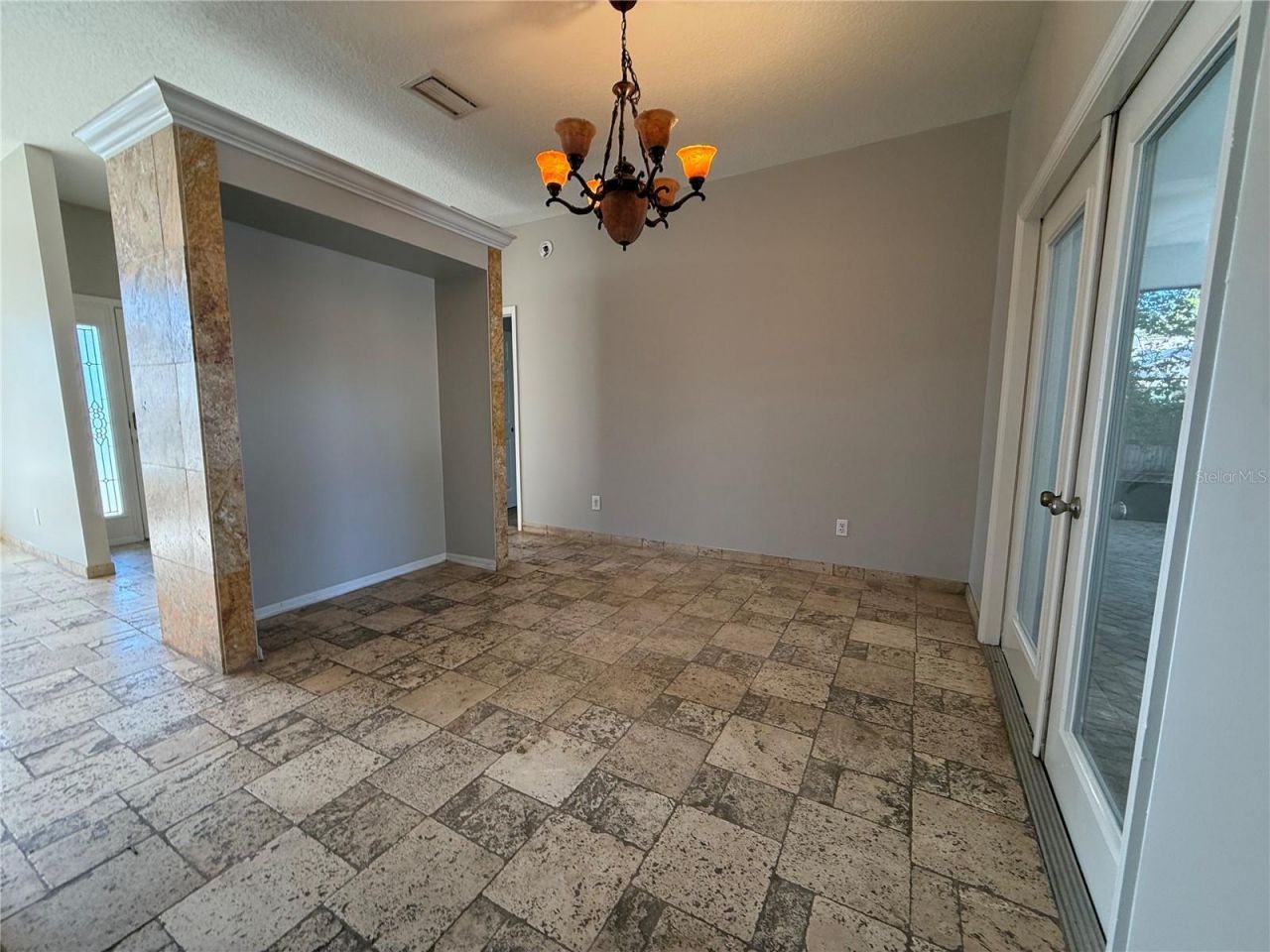 2212 Misty Ridge Lane , Valrico, FL 33594 Photo