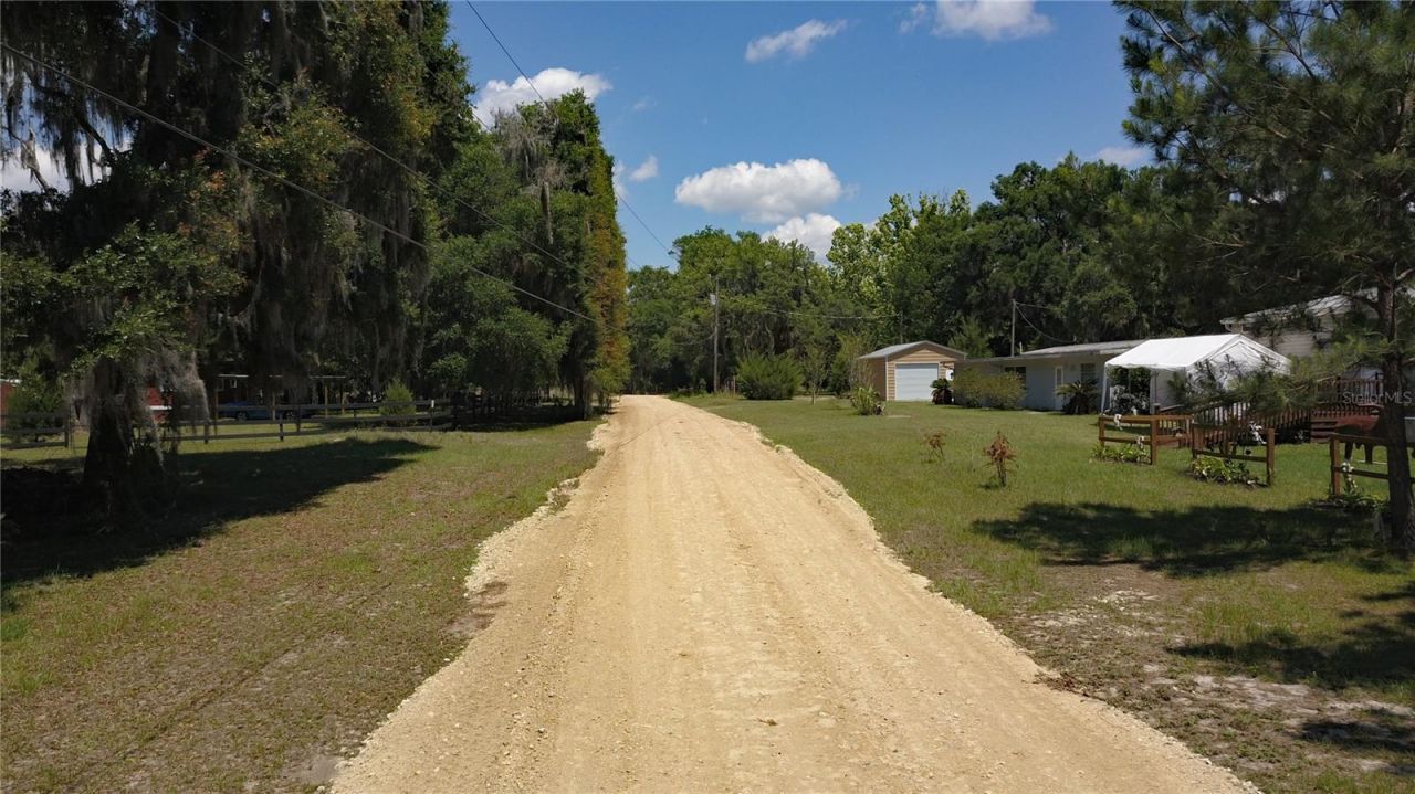 11333 SE 202nd Lane, Inglis, FL 34449 Photo