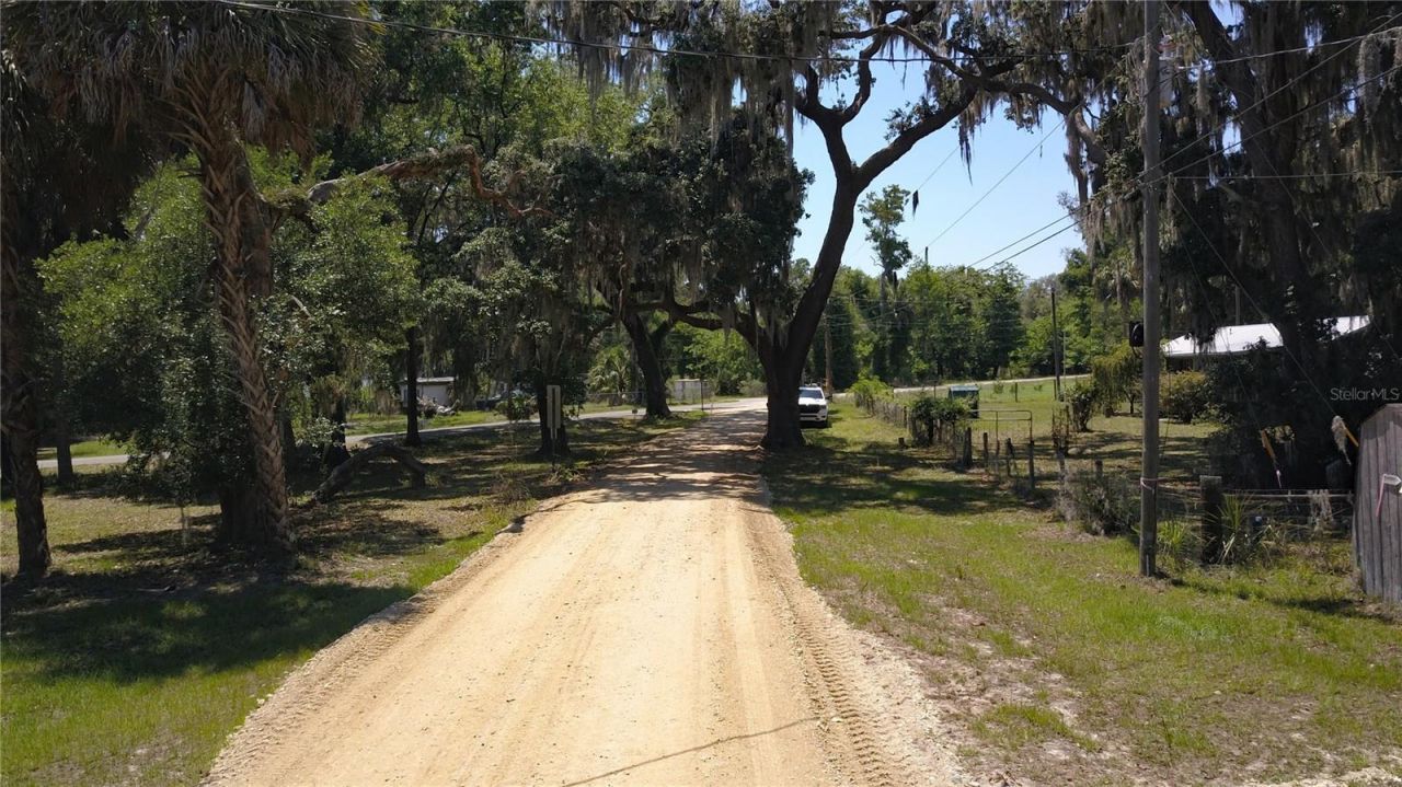 11333 SE 202nd Lane, Inglis, FL 34449 Photo