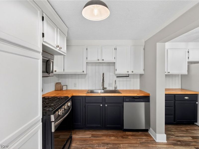 3731 Yale Avenue NW, Canton, OH 44709 Photo 12