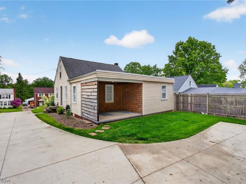 3731 Yale Avenue NW, Canton, OH 44709 Photo 5