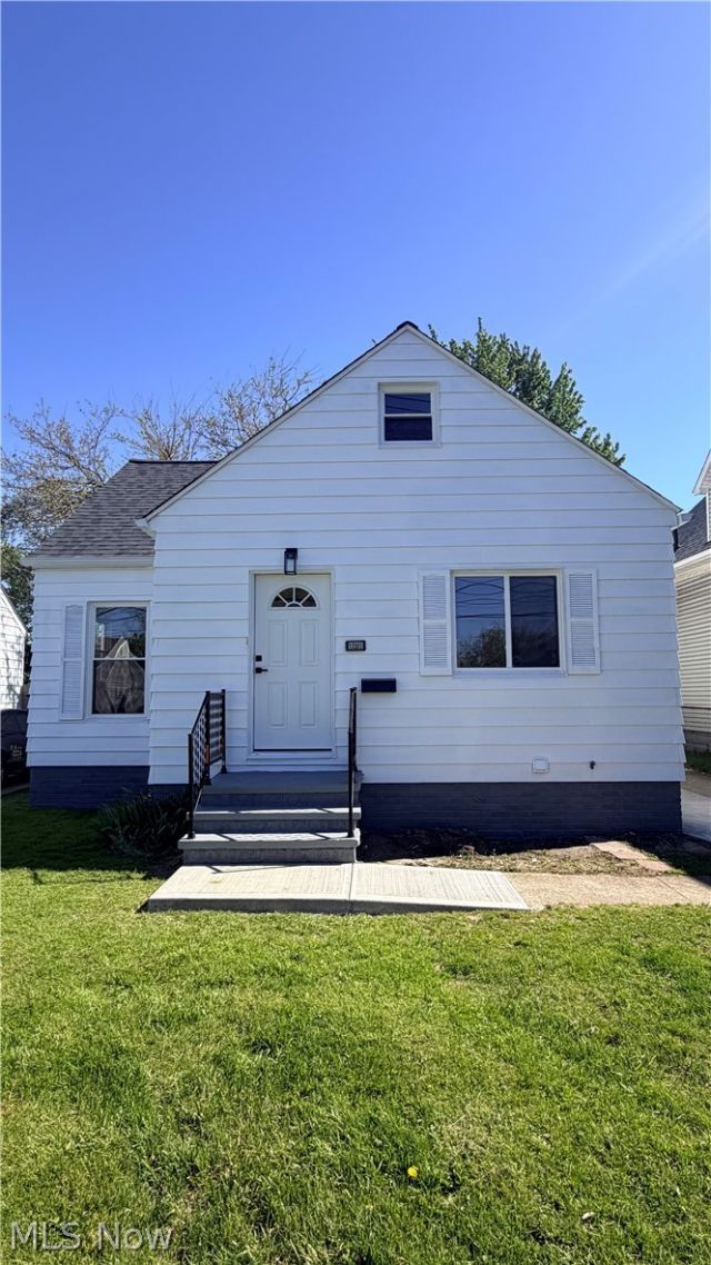 12905 Sprecher Avenue, Cleveland, OH 44135 Main Photo