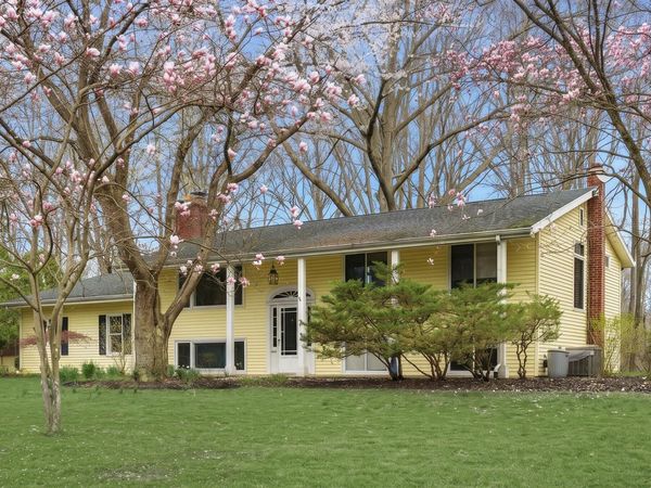 13970 Hollywood Boulevard, Harbert, MI 49115